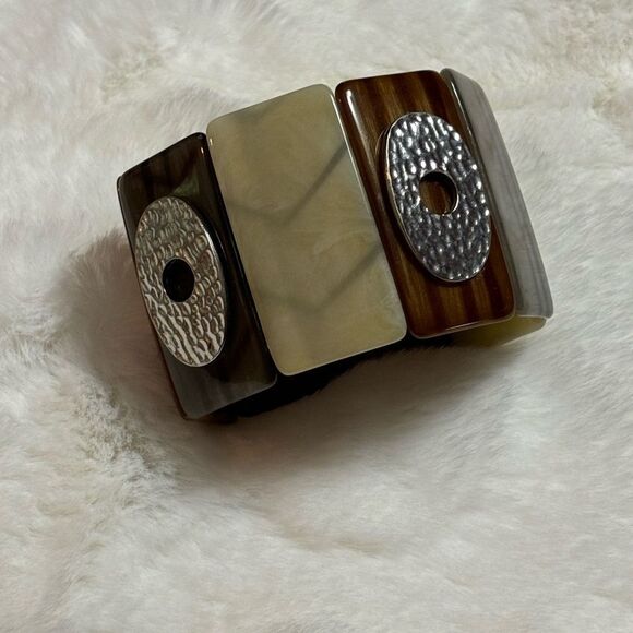 Francesca’s Bohemian Chunky Stretch Bracelet - Picture 1 of 4